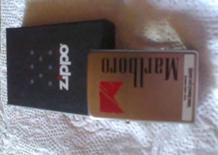 Bricheta Zippo marlboro made SUA ORIGINALA
