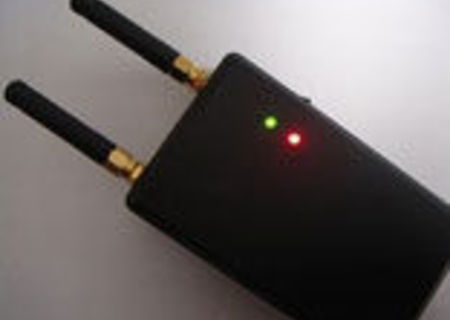 Bruiaj / jammer telecomanda auto, nou, sigilat Bruiaj / jammer telecomanda auto, nou, sigilat