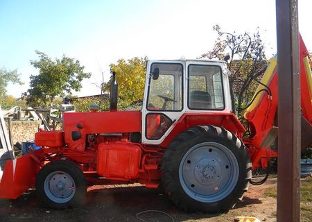 Buldoexcavator MTZ 82 BOREX