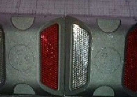 Butoni - marker reflectorizanti
