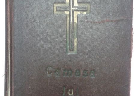 Camasa lui Christos- Lloyd C. Douglas. Editie 1946. Numar 1105 Pret 350 lei Camasa lui Christos- Lloyd C. Douglas. Editie 1946. Numar 1105 Pret 350 lei