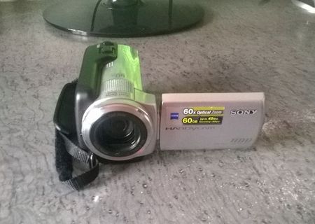 Camera Sony DCR-SR37e