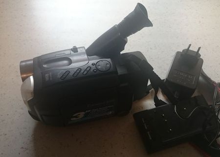 Camera video JVC, Compact VHS