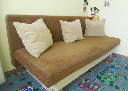 Canapea extensibila