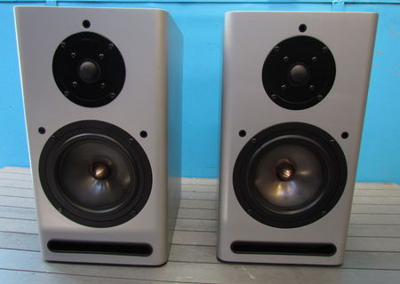 Cantius 2 x 140 Watt Cantius 2 x 140 Watt