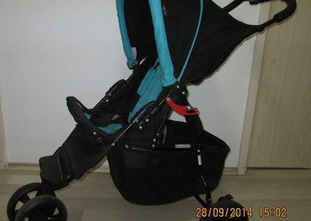 Carucior copil culoare negru cu turcoaz Carucior copil culoare negru cu turcoaz