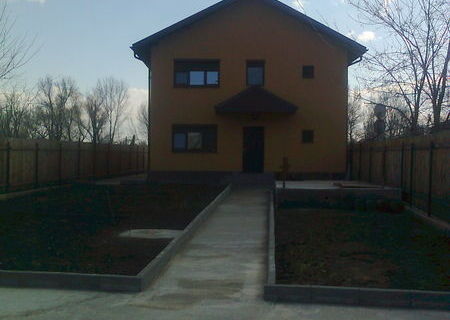 Casa 3 camere