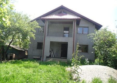 Casa 4 camere, 236mp2,sat Guliua,18km de Bucuresti