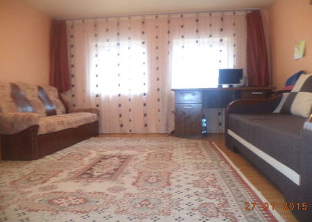 Casa 5 camere, 3845mp,Inand, la 25 km de Oradea