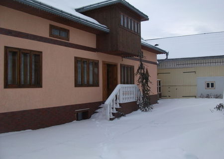 CASA,Bordei,sura, garaj,+50 ari teren