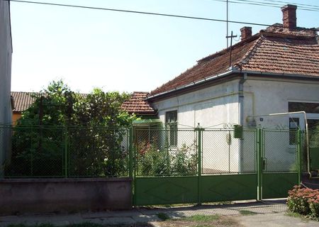 Casa cu gradina