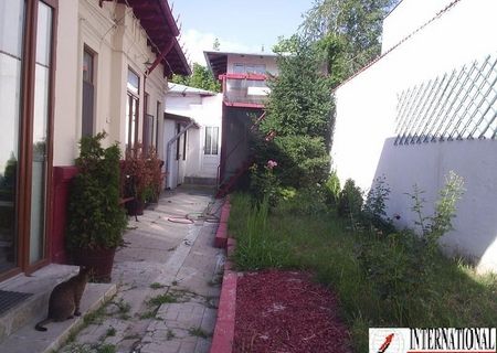 Casa de inchiriat in zona Banu Manta