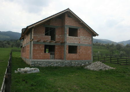 Casa de vacanta,  constructie noua , la rosu,sat Vale,Marginimea Sibiu