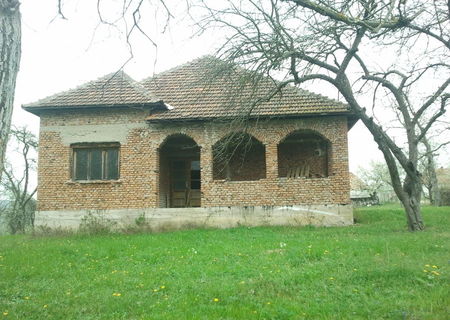 Casa de vanzare