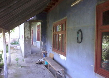 casa de vanzare