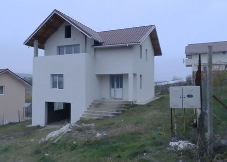 casa de vanzare