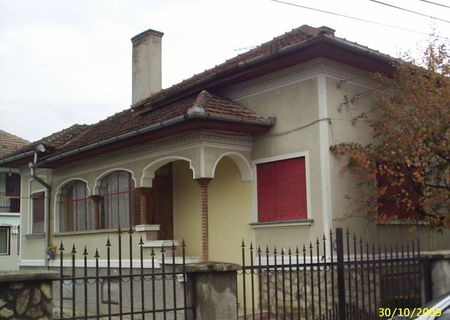 Casa de vanzare