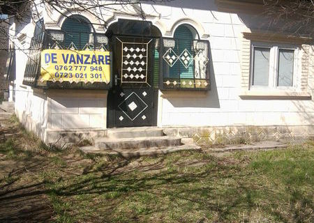 casa de vanzare