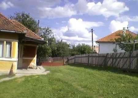 Casa de vanzare+gradina in com.Subcetate-Mures