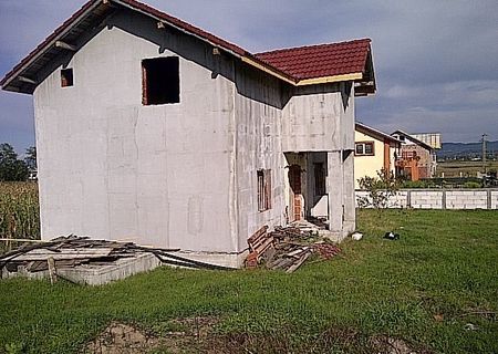 Casa de vanzare Mihaesti Jud. Valcea Casa de vanzare Mihaesti Jud. Valcea