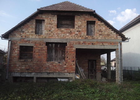 Casa in rosu D+P+M