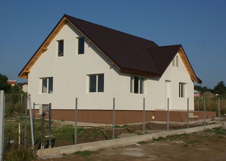 casa noua din caramida P+M 130mp,teren 470mp,horpaz