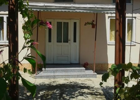 casa+teren intravilan cu tot cu cultura de pe el