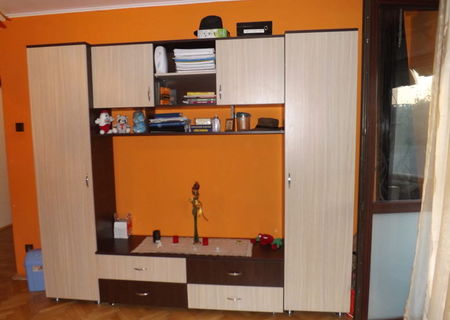 Caut colega de apartament