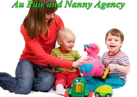 Cautam Mother's help in Londra incepand cu luna iulie Cautam Mother's help in Londra incepand cu luna iulie