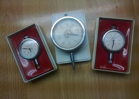 Ceas comparator mecanic