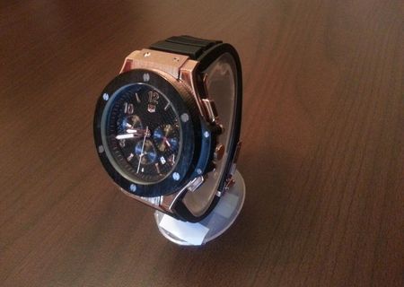 Ceas quartz de barbati de tip Hublot CHRONOGRAPH curea silicon