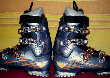 Clapari Salomon Performa GTX, 43-44, schi ski Clapari Salomon Performa GTX, 43-44, schi ski