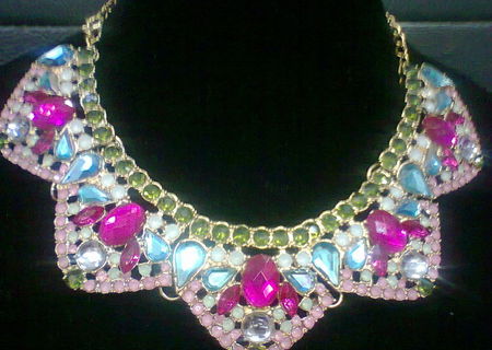 Coliere, gablonturi, accesorii mirese