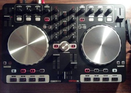 Consola dj Reloop beatmix