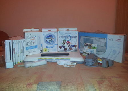 Consola Nintendo Wii cu accesorii