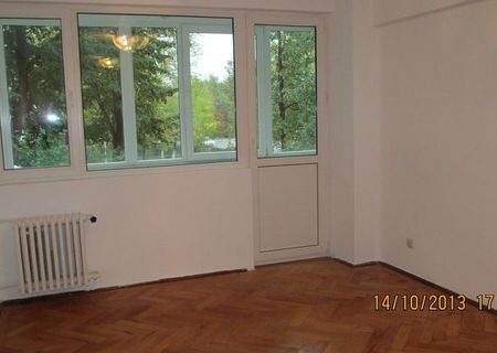 Constantin Brancusi - Baba Novac 2 camere , etaj 1