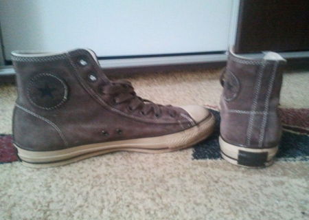 converse maro din piele intoarsa originali