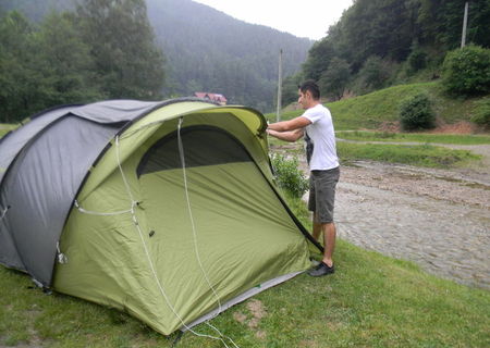 Cort camping