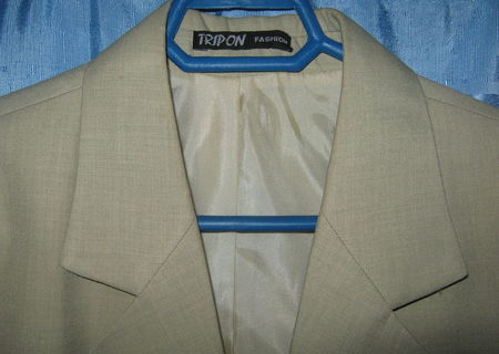 costum barbatesc.SUPER PRET