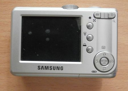 Cumpar DISPLAY (ecran, afisaj) camera foto SAMSUNG Digimax S500, S600, etc. cu diagonala de 2,5 inch.