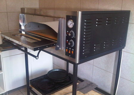 cuptor pizza aproape nou