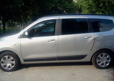 Dacia Lodgy Laureate 1,2tce-115cp Dacia Lodgy Laureate 1,2tce-115cp
