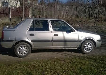 Dacia solenza 2004