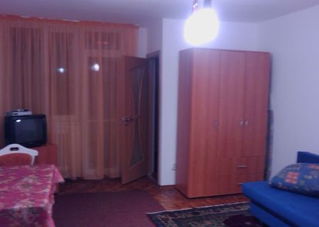 Dau in chirie garsoniera deosebita pe termen lung