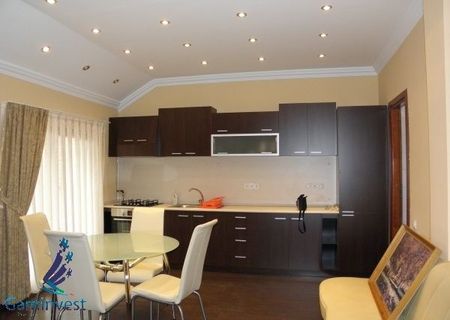 De inchiriat casa in Oradea,zona centrala