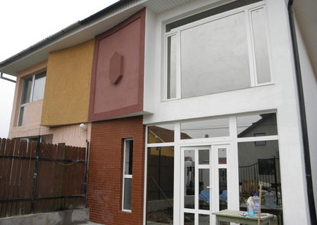 De vanzare casa tip duplex in Oradea,zona Grigorescu De vanzare casa tip duplex in Oradea,zona Grigorescu