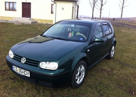 De vanzare golf 4 