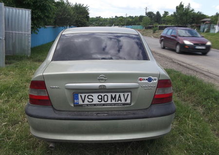 De vanzare:OPEL VECTRA B