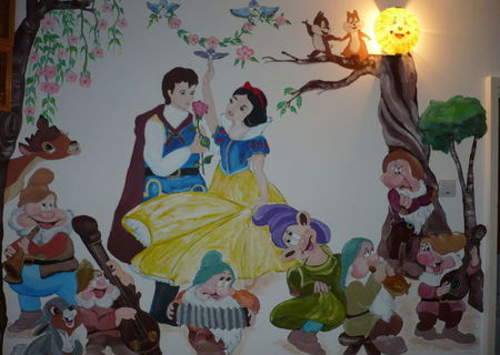 Desene pe pereti Desene pe pereti