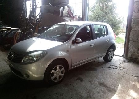 Dezmembrari Sandero